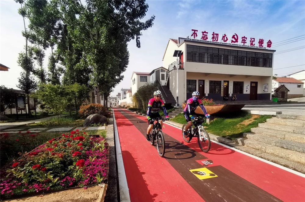 山东画报内容图片展示